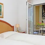 Mirafiori 3*