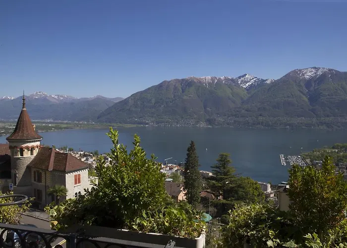 Отель Mirafiori